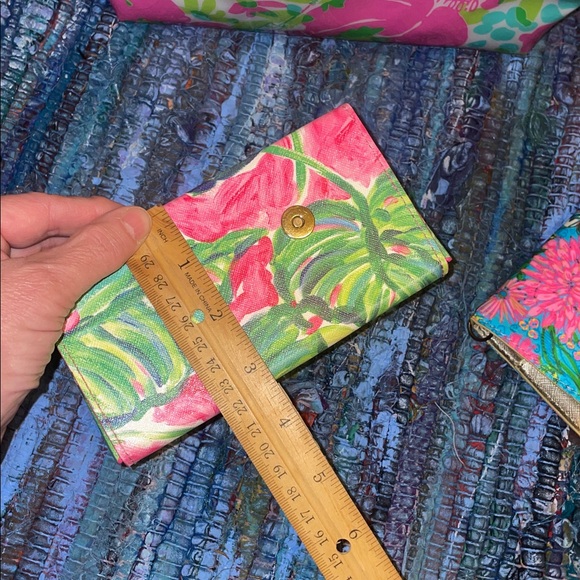 Lilly Pulitzer/Estee Lauder bundle (4 items) - Picture 11 of 14